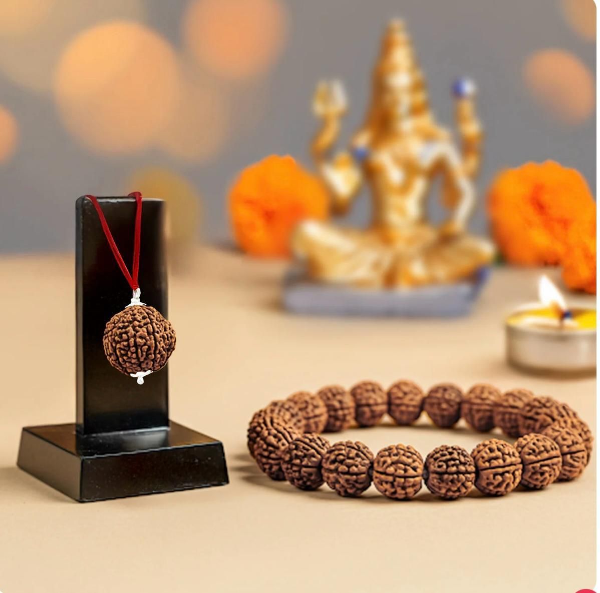 Maha SHIV Combo  5 Mukhi Rudraksha With Bracelet